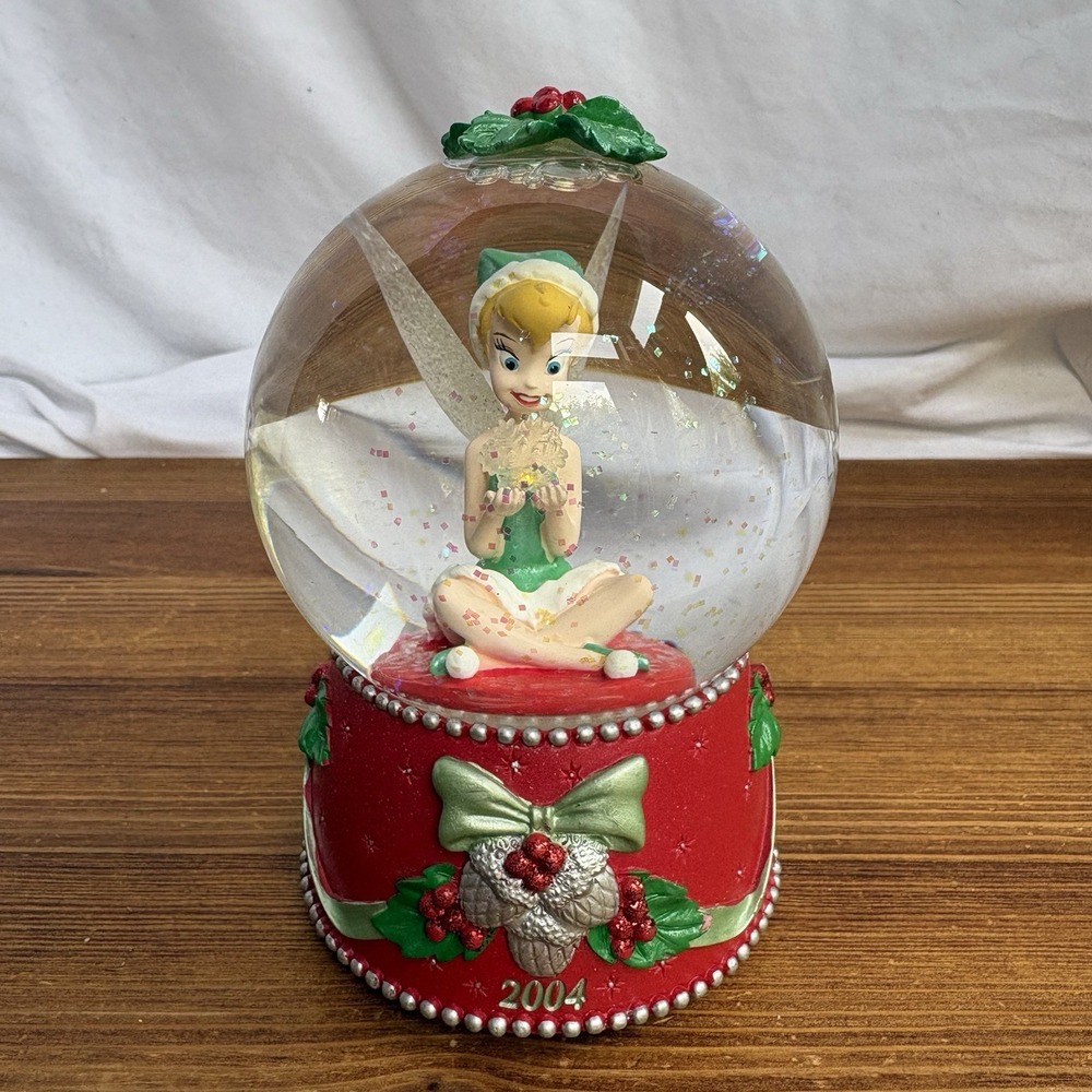 Disney Tinker Bell 2004 Christmas Lighted Snow Globe Holiday Figure Disney Store
